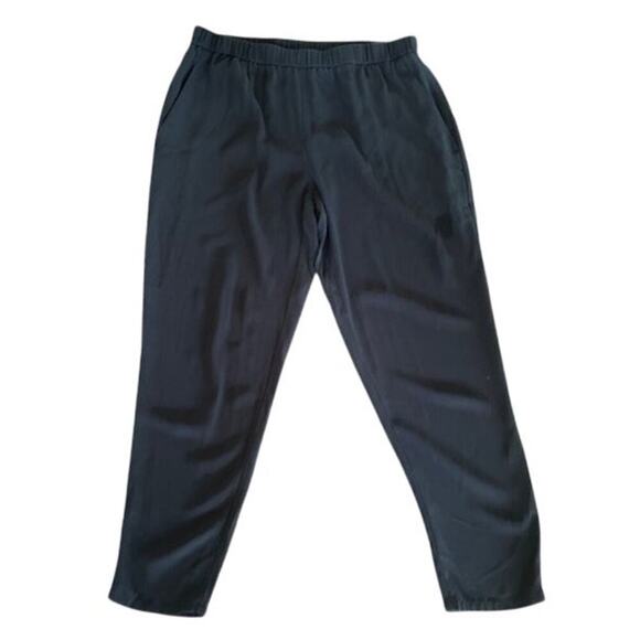 Eileen Fisher Black 100% Silk Ankle Pants SIze Medium - Picture 1 of 4